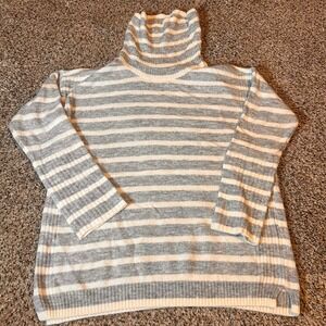 LOFT Striped Turtleneck Sweater Women's‎ Size S Gray White Cozy Knit Pullover
